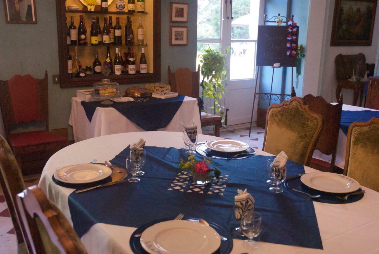 Le Clos Des Cedres B&B La Rochefoucauld Eksteriør billede
