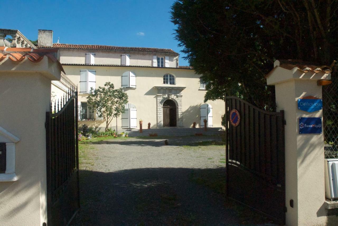 Le Clos Des Cedres B&B La Rochefoucauld Eksteriør billede