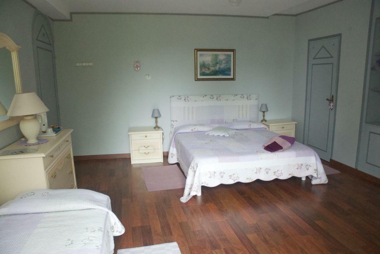 Le Clos Des Cedres B&B La Rochefoucauld Eksteriør billede